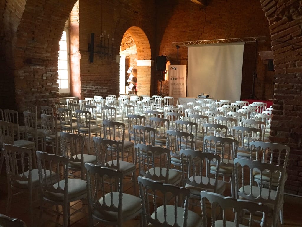 Une salle idéale pour accueillir un séminaire
